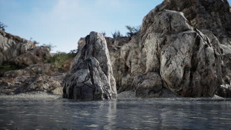 Galapagos-volcanic-rock-formation-in-ocean