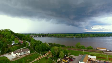 Distant-storm-approaching-the-town-of-Hannibal,-Missouri