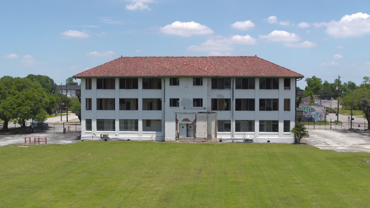 휴스턴의 3번 구역에 있는 첫 번째 흑인 병원의 안테나