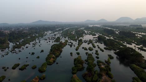 The-4000-islands-in-the-south-of-Laos-are-a-very-special-place-to-see