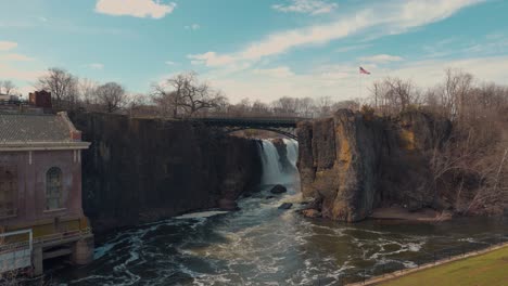 Beautiful-Waterfall-on-a-Sunny-Afternoon