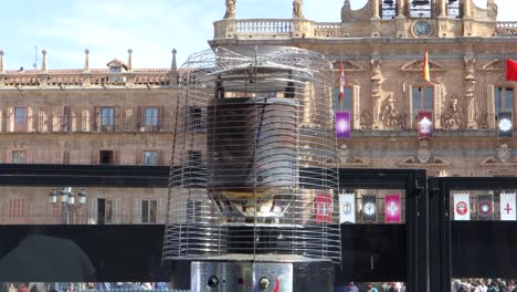 Heizung-Auf-Der-Terrasse-Einer-Bar-Im-Freien-In-Salamanca,-Spanien