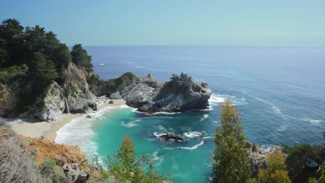 mcway falls in julia pfeiffer burns state park