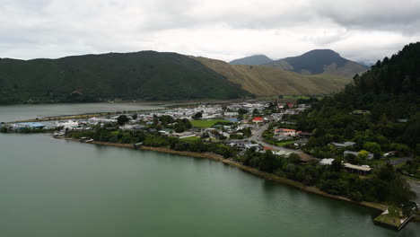 Aerial-view-of-Nelson-in-the-Tasman-Bay,-South-Island,-New-Zealand