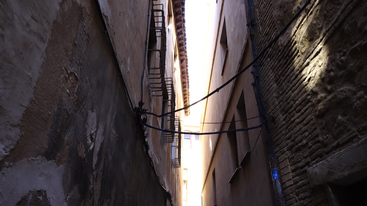 Strade di Toledo, Spagna. Riprese in movimento