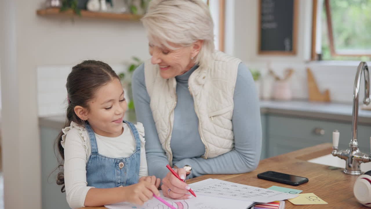 amor, feliz y dibujo de la abuela