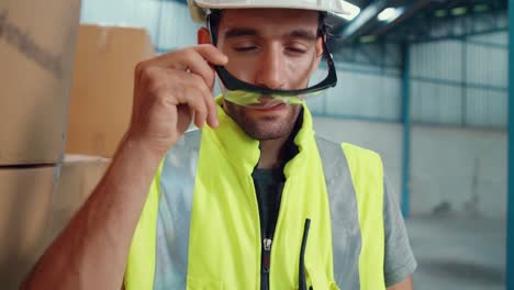 Professional-industry-worker-close-up-portrait-in-the-factory-or-warehouse