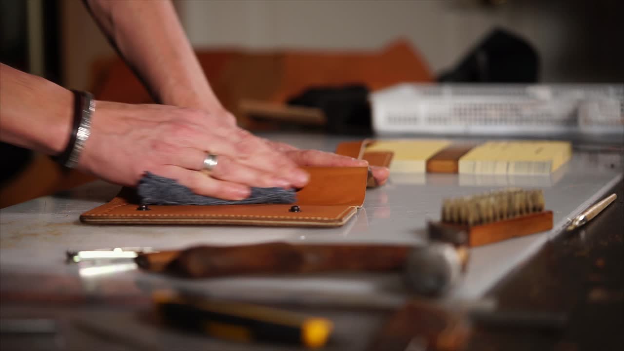 Leather Craftsmanship: Polishing a Leather Good