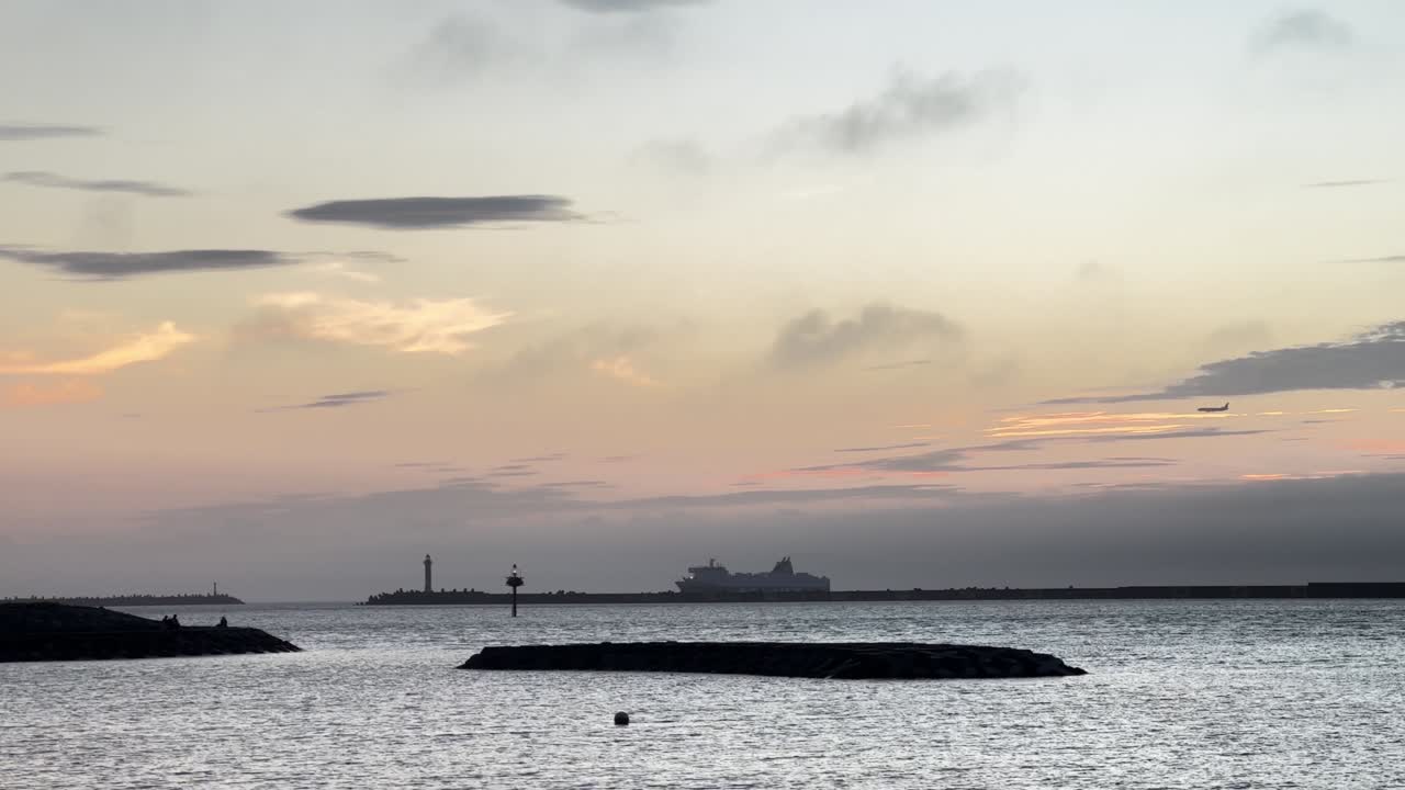 오키나와 나하 우미소라 공원의 저녁 풍경