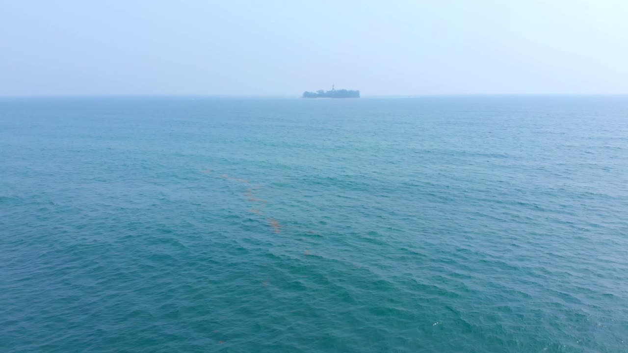 boca del rio veracruz에서 isla del sacrificio 흐린 날까지 드론 샷