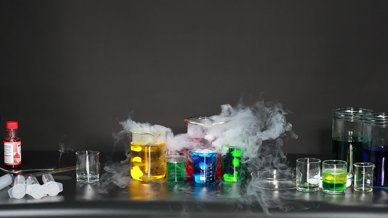 experimento químico colorido