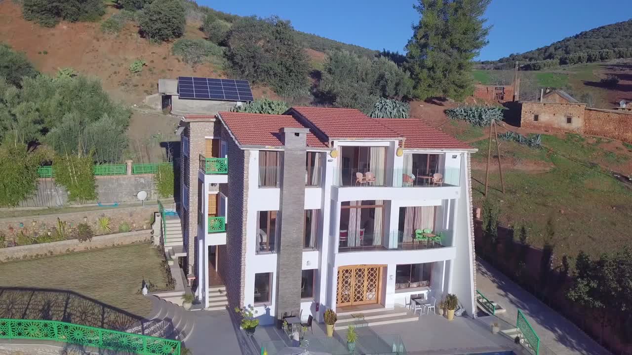 trascender lo ordinario con este notable metraje de paisaje