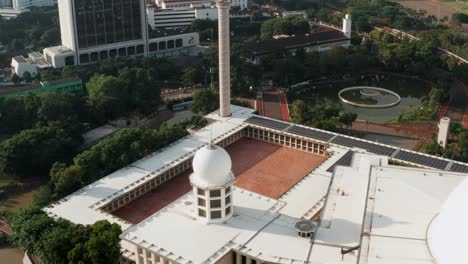 disparo de dron sobre la mezquita istiqlal