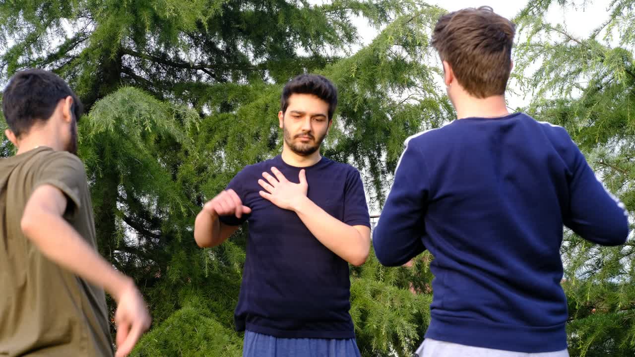 따뜻한 움직임 젊은이 스포츠