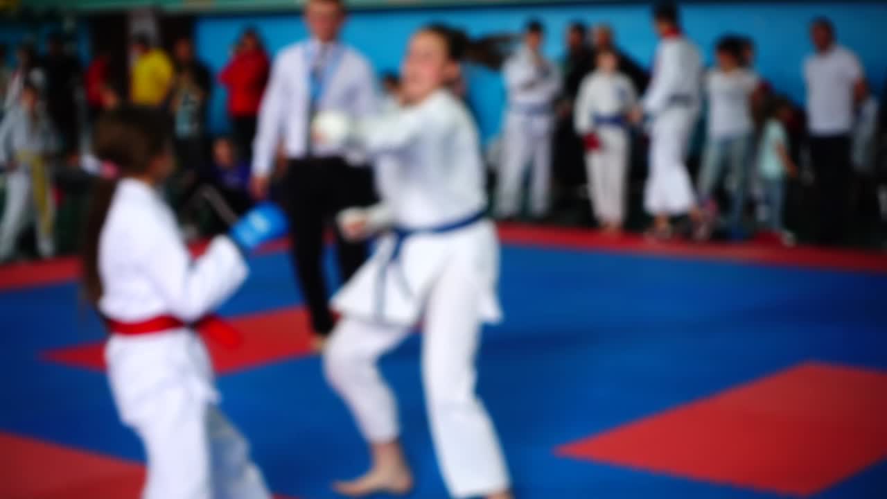 Competizioni di karate. Fuori fuoco. Slow motion