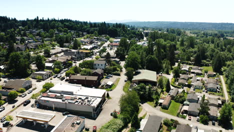 Drone-view-of-Duvall,-Washington-on-the-Snoqualmie-River