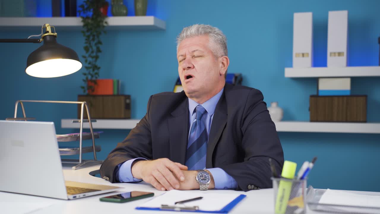 피곤한 사업가의 초상화.