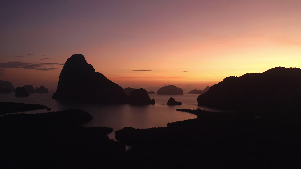 Sunrise over the Islands