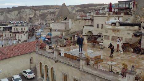 romantic rooftop wedding in cappadocia