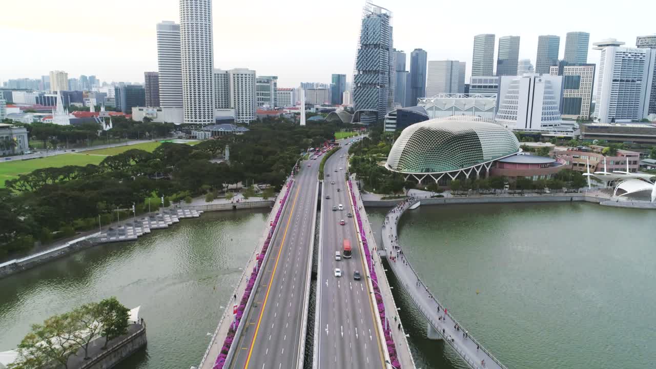싱가포르 마리나 베이 브릿지 공중 사진