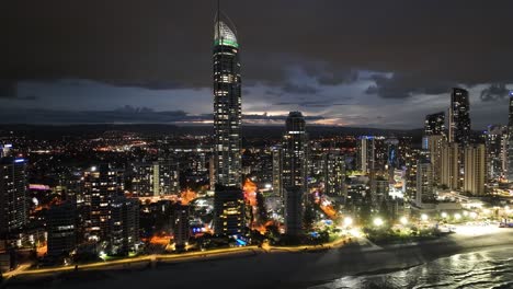 surfer paradise 4k imágenes de drones de hiperlapso nocturno