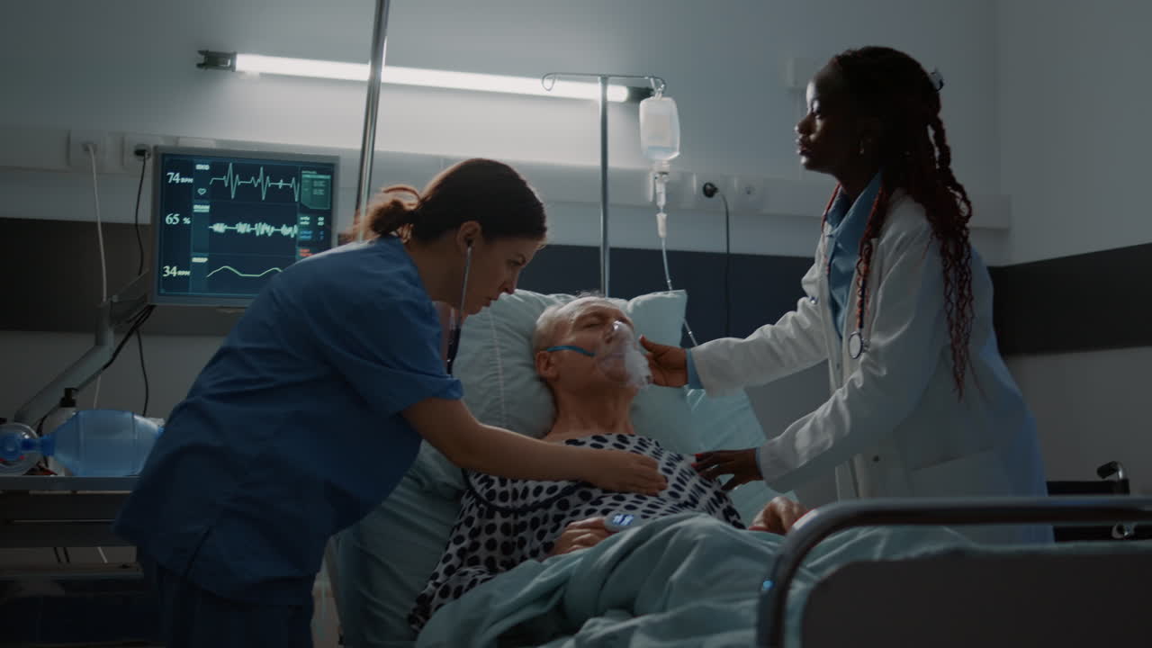 Patient with breathing problems fainting in hospital ward