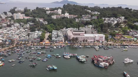 Luftaufnahme-Des-Yachthafens-Auf-Der-Insel-Cheung-Chau-In-Hongkong