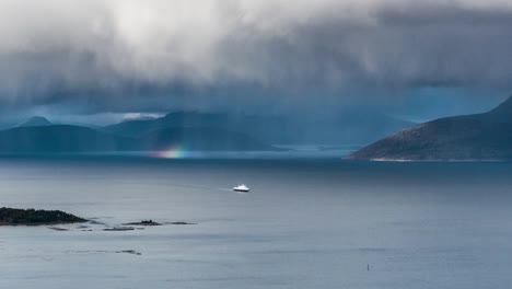 Una-Travesía-En-Ferry-De-Bognes-A-Lodingen