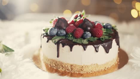 cheesecake with berries and chocolate