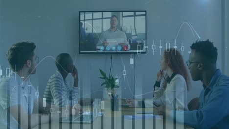 animación de estadísticas y procesamiento de datos financieros sobre personas de negocios en reuniones en la oficina