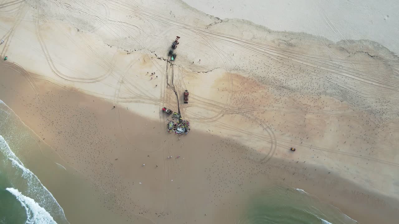 Fisherman's bring nets on shore in Aveiro