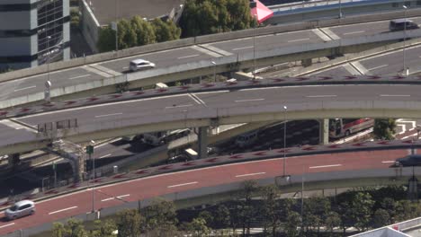 concurrida autopista de tokio