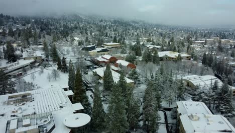 Ashland,-Oregon,-USA,-Winter-2023