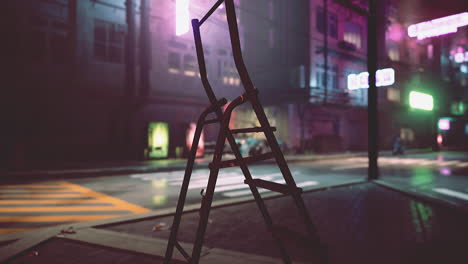 una escalera en una calle nebulosa de la ciudad por la noche