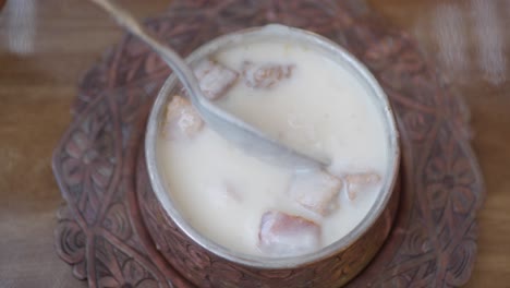 turkish cream soup with croutons