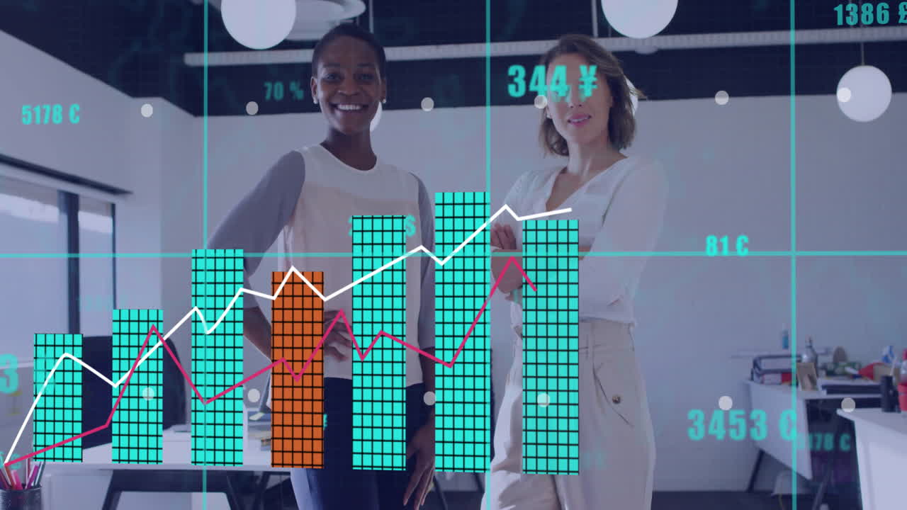animación del procesamiento de datos digitales sobre diversas personas de negocios en la oficina