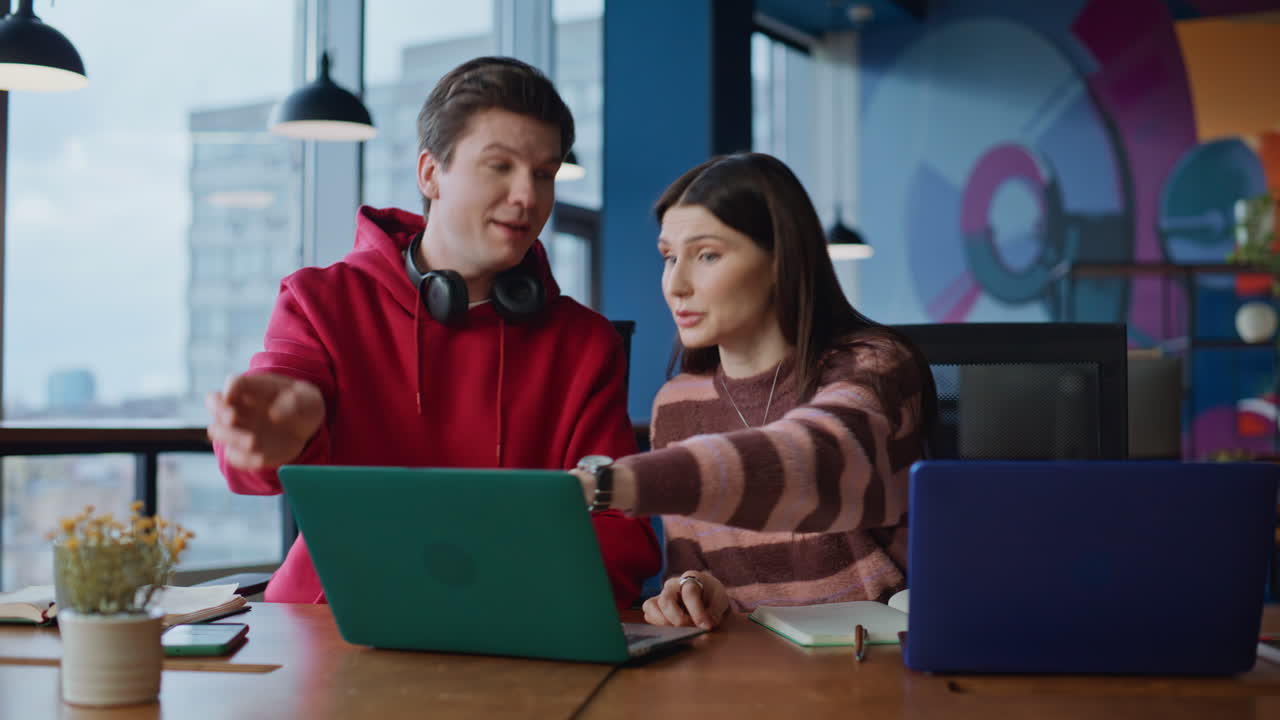 Teamwork and Collaboration in a Modern Office