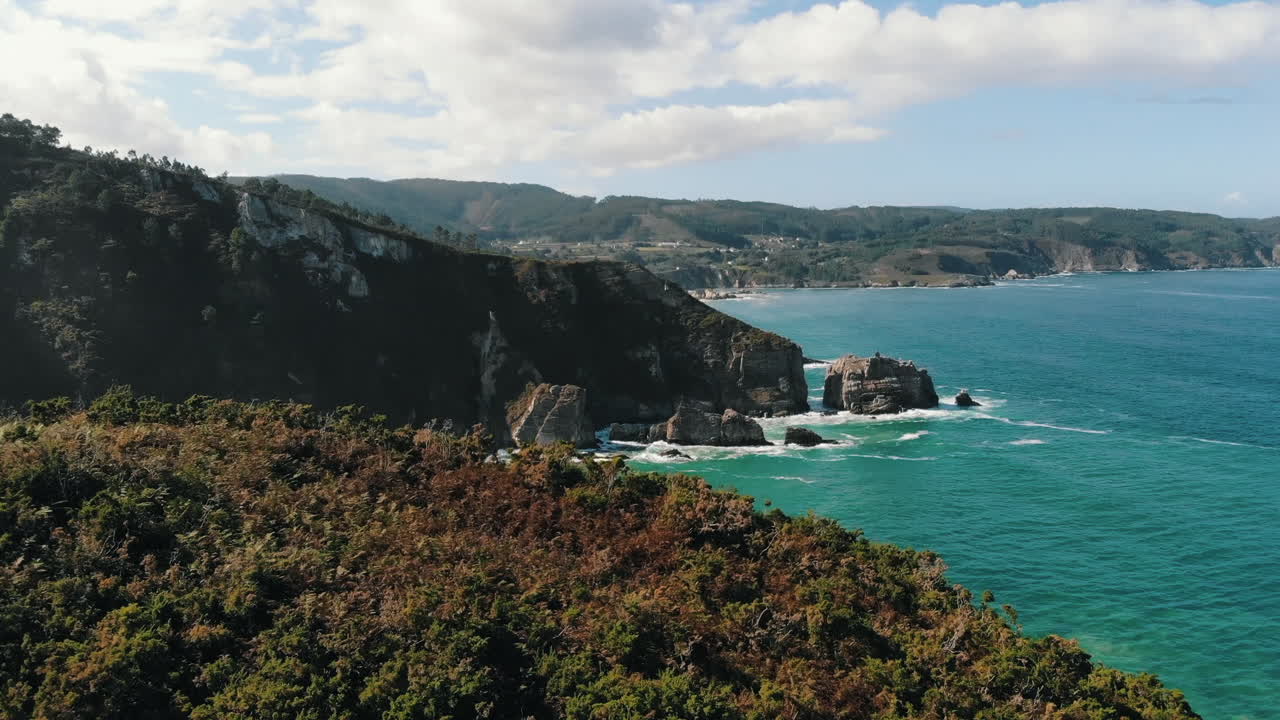 Fuciño do Porco is an amazing place in Galicia for enjoy the ocean.