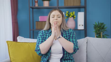 Young-woman-covering-mouth-and-nose-while-sneezing.