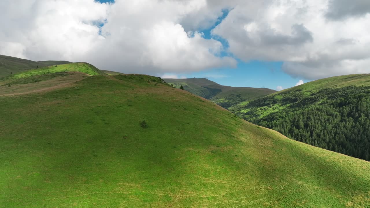 루마니아 시나이아 의 산 들 의 공중 촬영