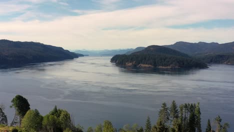 majestad oceánica: viaje aéreo sobre el río campbell