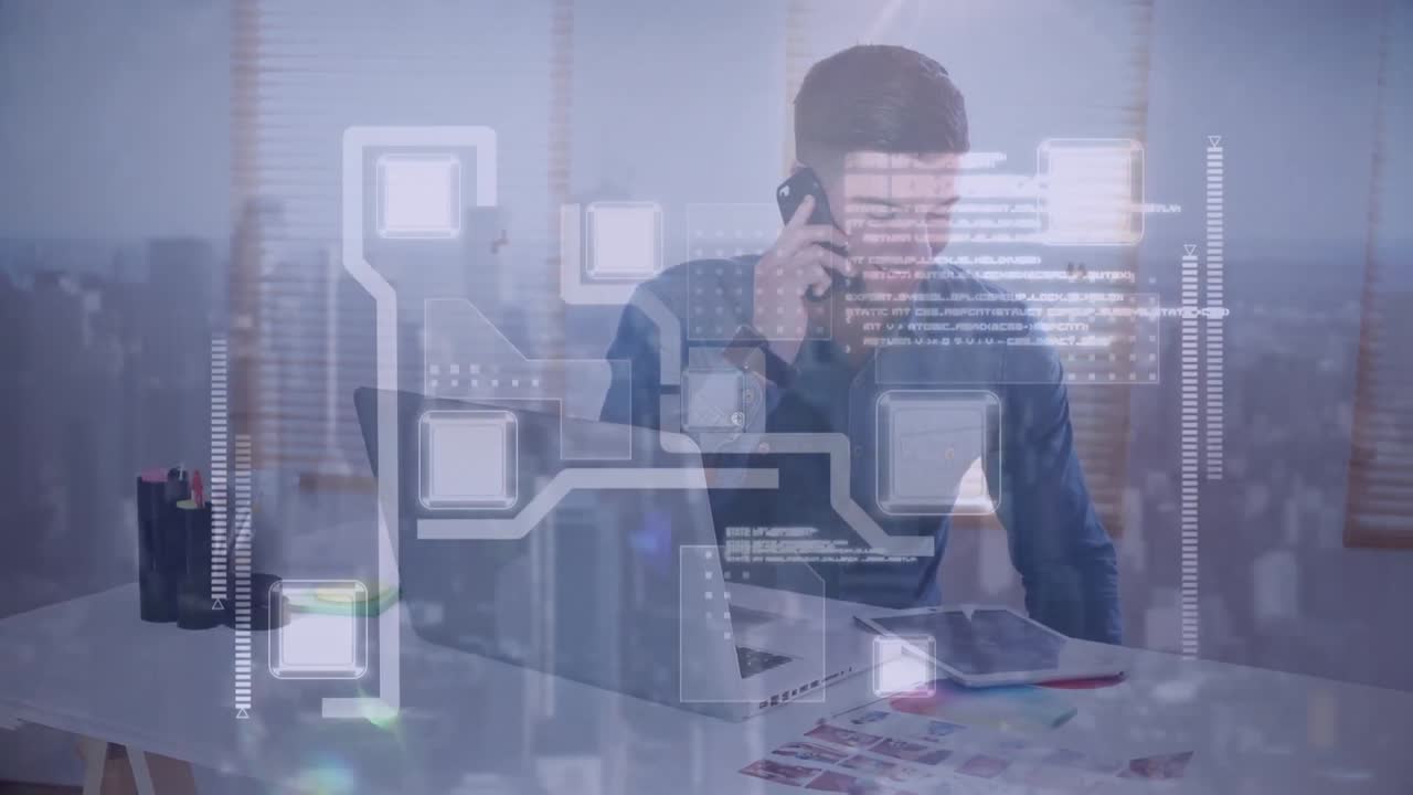 procesamiento de datos contra el hombre que habla en el teléfono inteligente en la oficina