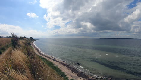 beach hill on the horizon