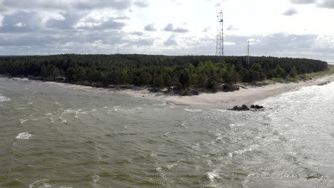 Kap-Kolka.-Waldgebiet-In-Der-Nähe-Von-Wasser