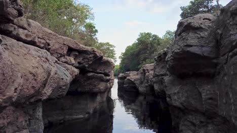 Natural-Rock-Formation-Stream-in-Cangilones-de-Gualaca,-Panama,-Aerial