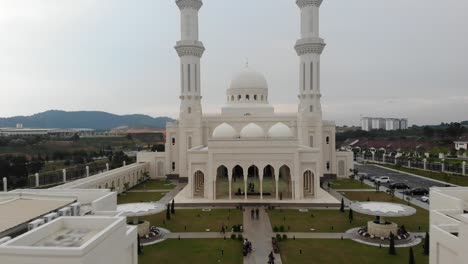 vista aérea de la mezquita de sri sendayan