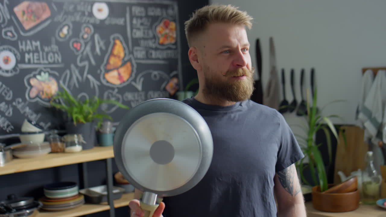 Food Blogger Telling about Frying Pan on Camera