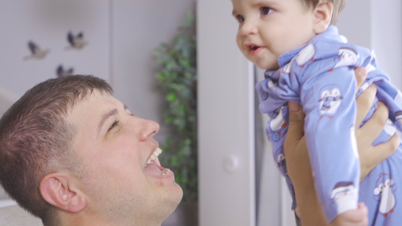 Dad loves his loving baby.
