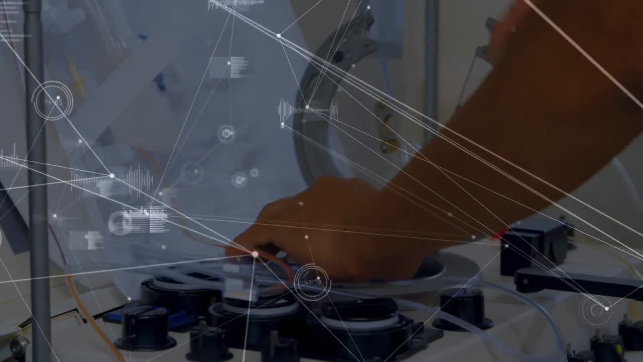 animación de la red de conexiones sobre las manos de un trabajador de laboratorio masculino biracial con muestras