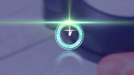 animación de cerradura de seguridad giratoria con reloj sobre el rastro de luz en fondo borroso